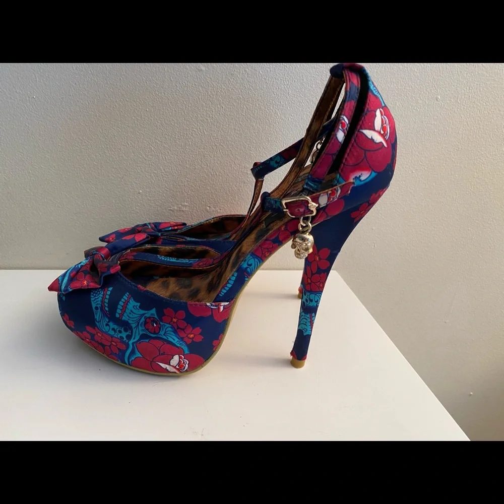 Iron Fist Skull & Flowers heels - Picture 2 of 16